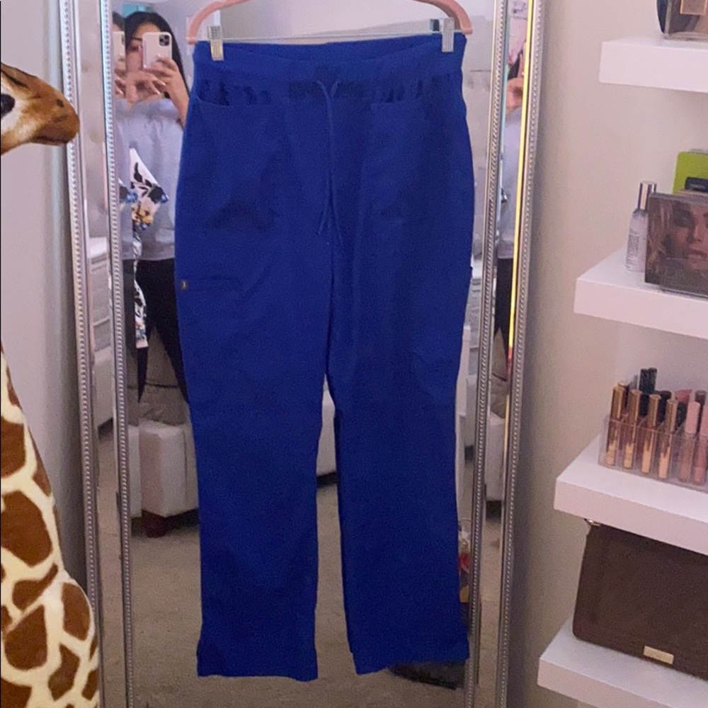 Jaanuu scrub pants
